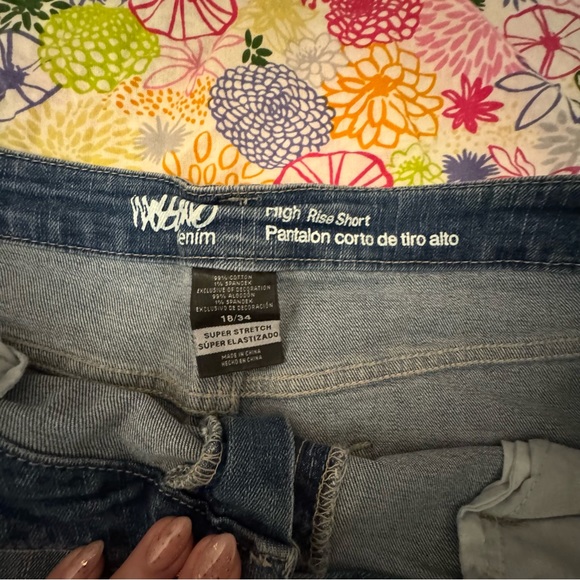 Mossimo | high rise short with side lace detail | 18 - Picture 2 of 4